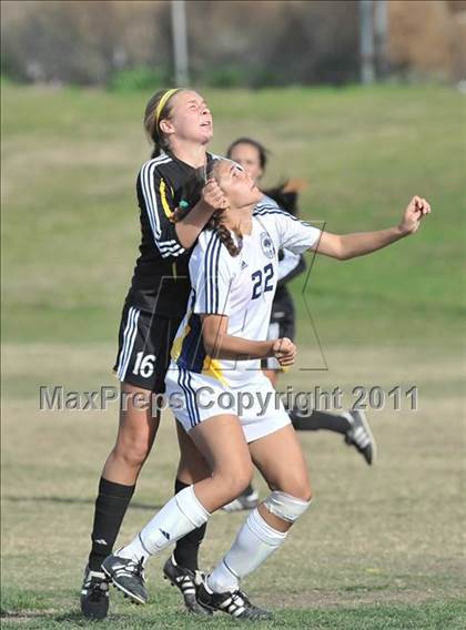 Thumbnail 3 in Foothill vs Punahou (Excalibur) photogallery.