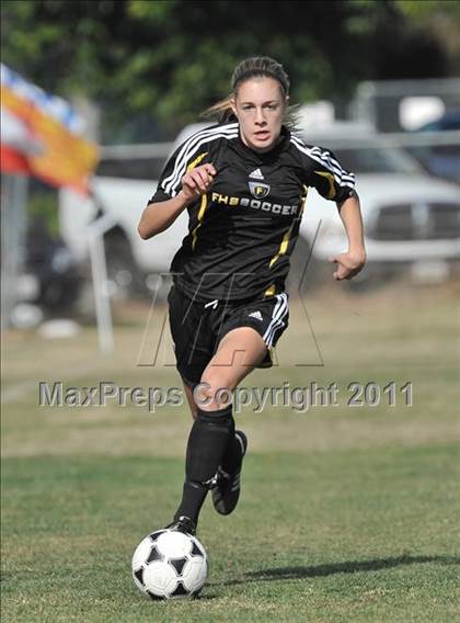 Thumbnail 2 in Foothill vs Punahou (Excalibur) photogallery.