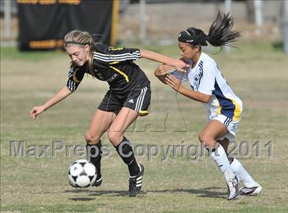 Thumbnail 3 in Foothill vs Punahou (Excalibur) photogallery.