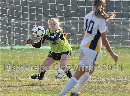 Thumbnail 1 in Foothill vs Punahou (Excalibur) photogallery.