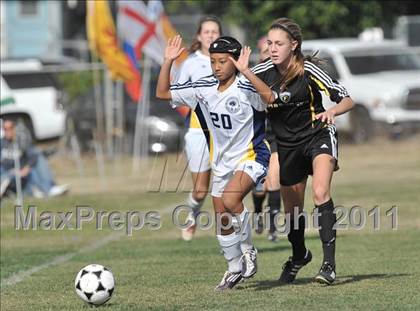 Thumbnail 2 in Foothill vs Punahou (Excalibur) photogallery.