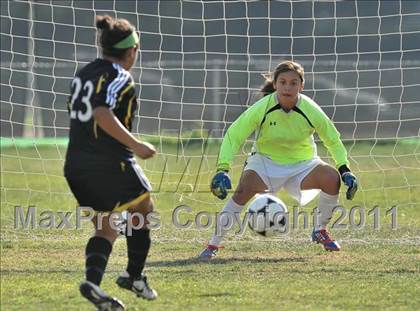 Thumbnail 3 in Foothill vs Punahou (Excalibur) photogallery.