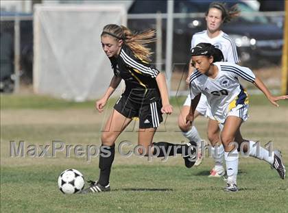 Thumbnail 2 in Foothill vs Punahou (Excalibur) photogallery.