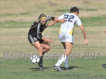 Thumbnail 2 in Foothill vs Punahou (Excalibur) photogallery.
