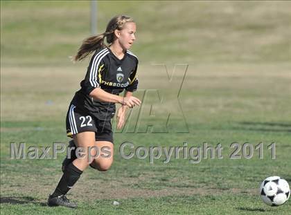 Thumbnail 3 in Foothill vs Punahou (Excalibur) photogallery.