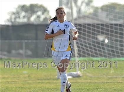 Thumbnail 3 in Foothill vs Punahou (Excalibur) photogallery.