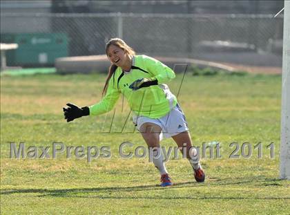 Thumbnail 3 in Foothill vs Punahou (Excalibur) photogallery.