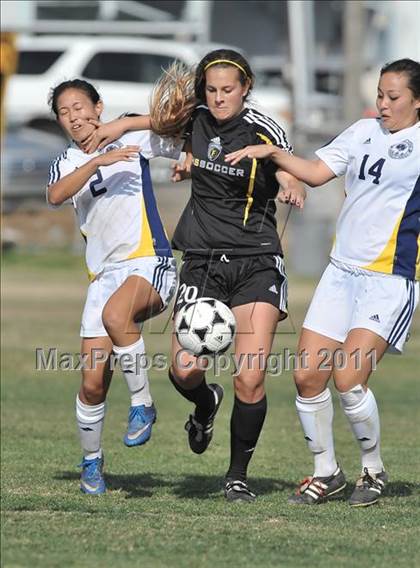 Thumbnail 1 in Foothill vs Punahou (Excalibur) photogallery.
