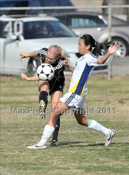 Thumbnail 1 in Foothill vs Punahou (Excalibur) photogallery.