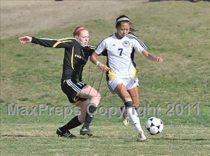 Thumbnail 3 in Foothill vs Punahou (Excalibur) photogallery.