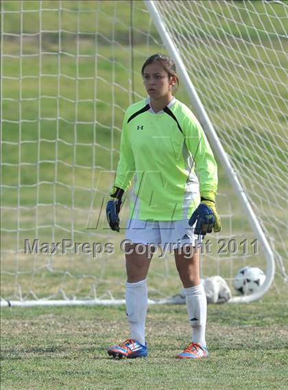 Thumbnail 2 in Foothill vs Punahou (Excalibur) photogallery.