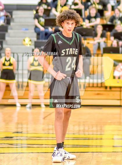 Thumbnail 2 in Lawrence Free State @ Shawnee Mission West photogallery.