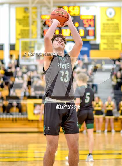 Thumbnail 3 in Lawrence Free State @ Shawnee Mission West photogallery.