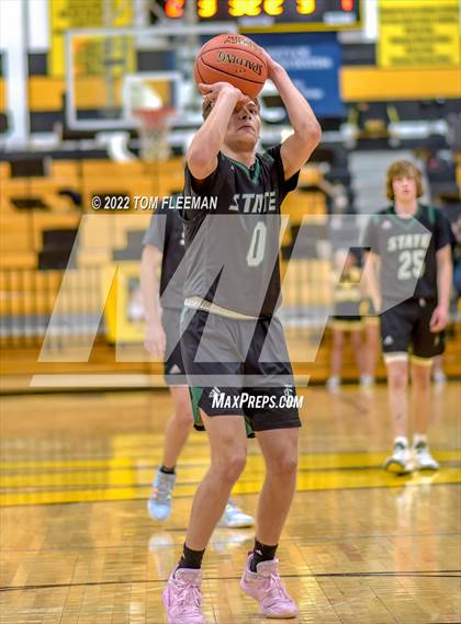 Thumbnail 2 in Lawrence Free State @ Shawnee Mission West photogallery.