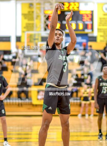 Thumbnail 3 in Lawrence Free State @ Shawnee Mission West photogallery.