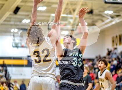 Thumbnail 1 in Lawrence Free State @ Shawnee Mission West photogallery.