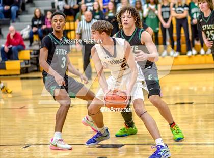 Thumbnail 1 in Lawrence Free State @ Shawnee Mission West photogallery.