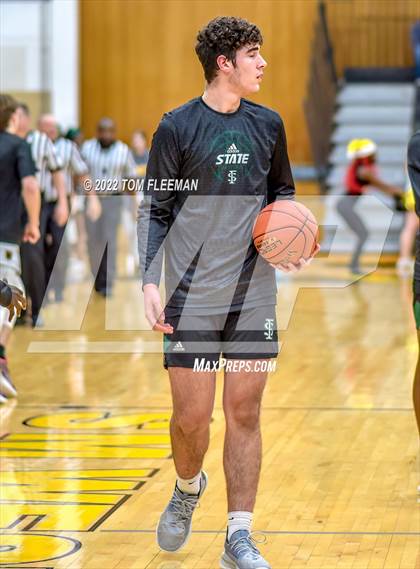 Thumbnail 2 in Lawrence Free State @ Shawnee Mission West photogallery.