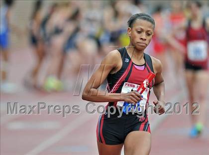 Thumbnail 2 in Penn Relays (4x800 Heats - Event 104) photogallery.