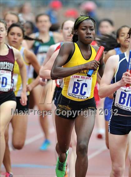 Thumbnail 2 in Penn Relays (4x800 Heats - Event 104) photogallery.