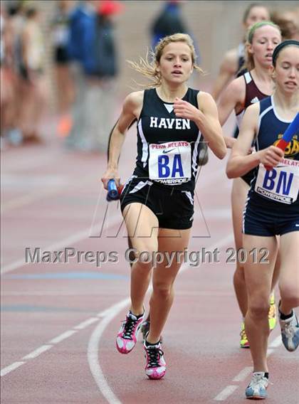 Thumbnail 3 in Penn Relays (4x800 Heats - Event 104) photogallery.