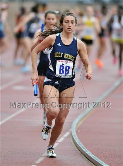 Thumbnail 2 in Penn Relays (4x800 Heats - Event 104) photogallery.