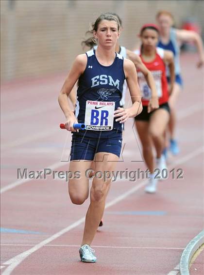 Thumbnail 2 in Penn Relays (4x800 Heats - Event 104) photogallery.