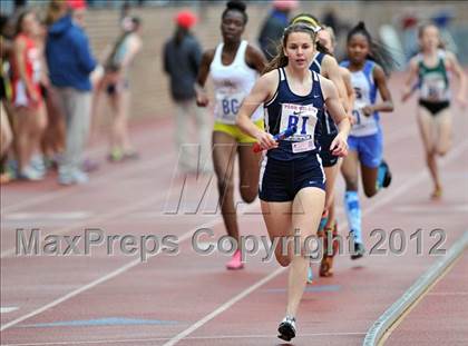 Thumbnail 1 in Penn Relays (4x800 Heats - Event 104) photogallery.