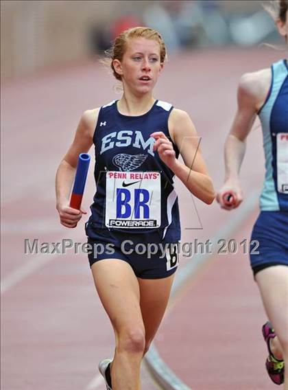 Thumbnail 2 in Penn Relays (4x800 Heats - Event 104) photogallery.