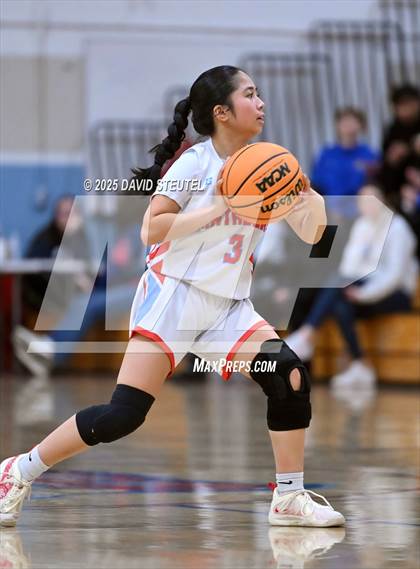 Thumbnail 3 in Lincoln @ Mira Loma photogallery.