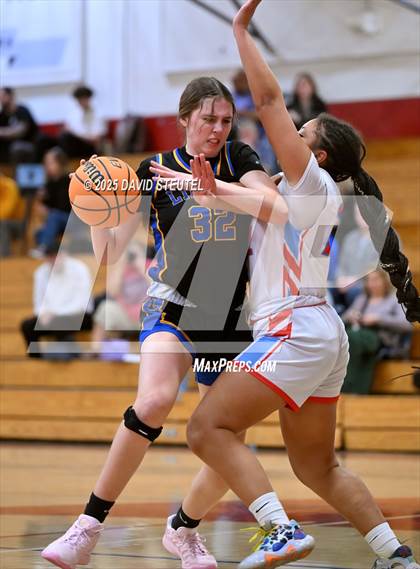 Thumbnail 1 in Lincoln @ Mira Loma photogallery.