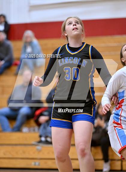 Thumbnail 1 in Lincoln @ Mira Loma photogallery.