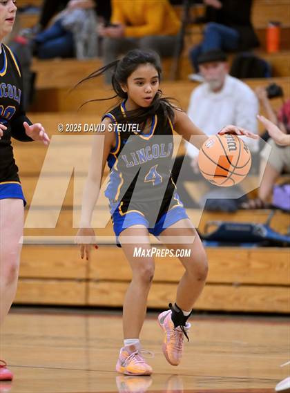 Thumbnail 1 in Lincoln @ Mira Loma photogallery.