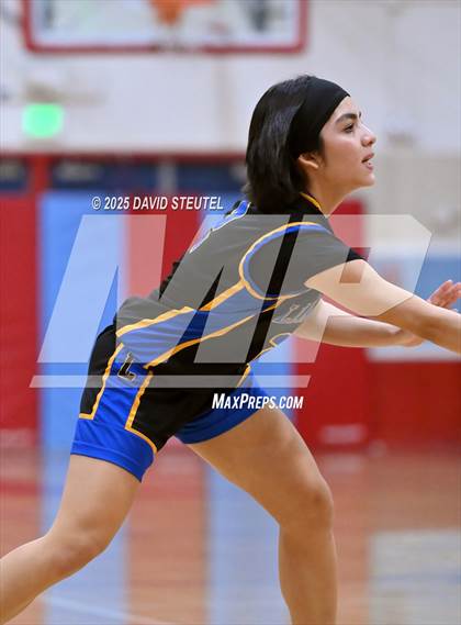 Thumbnail 3 in Lincoln @ Mira Loma photogallery.