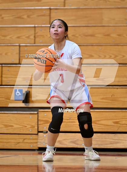 Thumbnail 3 in Lincoln @ Mira Loma photogallery.