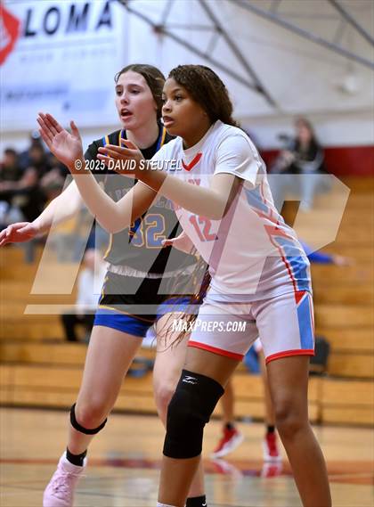 Thumbnail 3 in Lincoln @ Mira Loma photogallery.