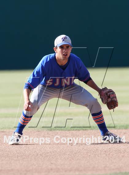 Thumbnail 2 in Head-Royce vs. St. Joseph Notre Dame (CIF NCS D5 Final) photogallery.