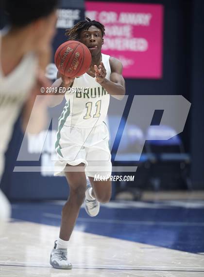 Thumbnail 2 in Campolindo vs. St. Patrick-St. Vincent (MaxPreps/DLS MLK Classic) photogallery.