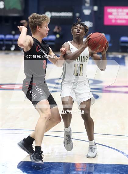 Thumbnail 2 in Campolindo vs. St. Patrick-St. Vincent (MaxPreps/DLS MLK Classic) photogallery.