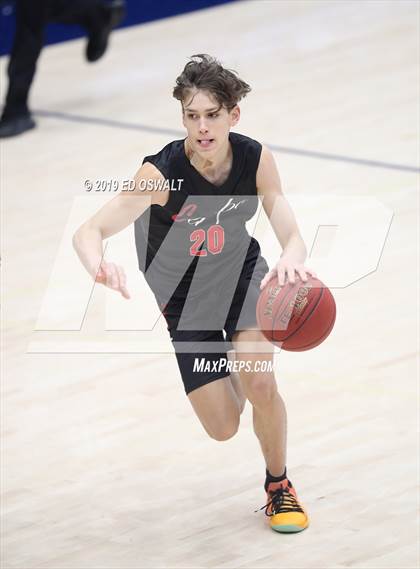 Thumbnail 2 in Campolindo vs. St. Patrick-St. Vincent (MaxPreps/DLS MLK Classic) photogallery.