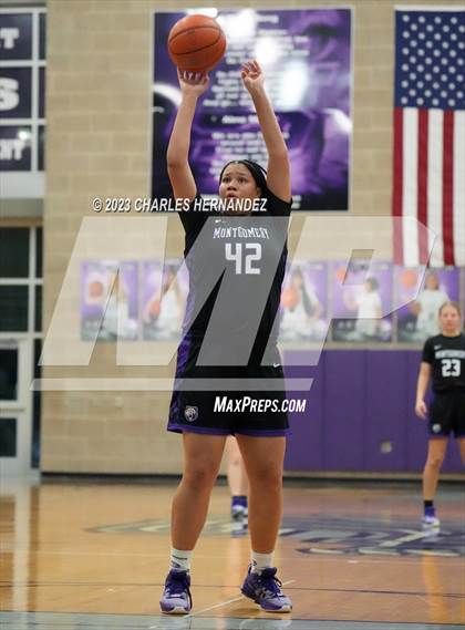 Thumbnail 3 in Montgomery @ College Station photogallery.