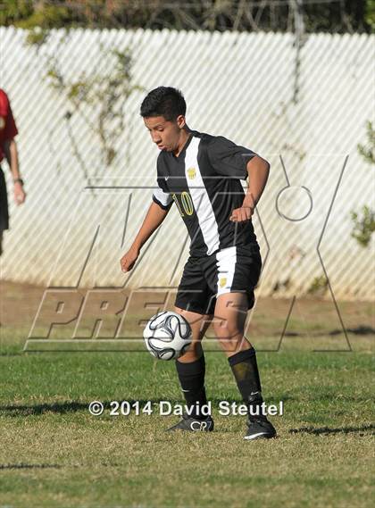 Thumbnail 3 in Lincoln @ Rio Americano (CIF SJS D3 Playoffs) photogallery.