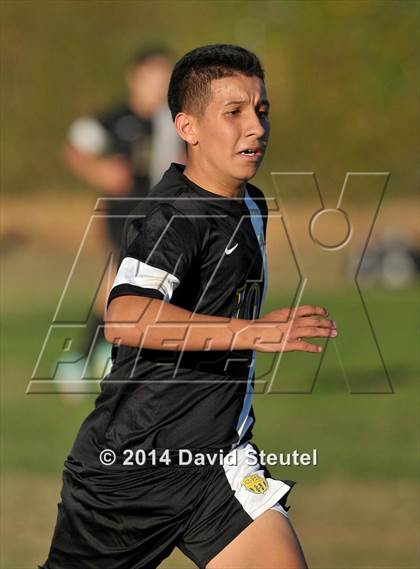 Thumbnail 3 in Lincoln @ Rio Americano (CIF SJS D3 Playoffs) photogallery.