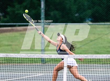 Thumbnail 2 in Weddington vs Cuthbertson photogallery.