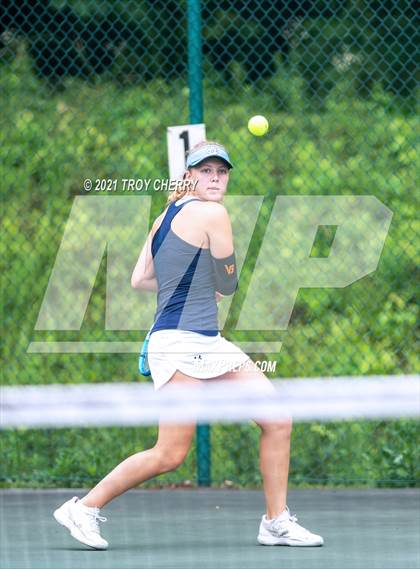 Thumbnail 1 in Weddington vs Cuthbertson photogallery.
