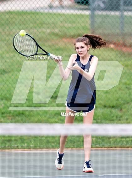 Thumbnail 3 in Weddington vs Cuthbertson photogallery.