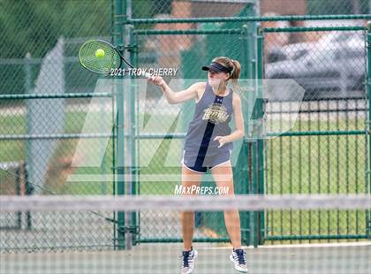 Thumbnail 2 in Weddington vs Cuthbertson photogallery.