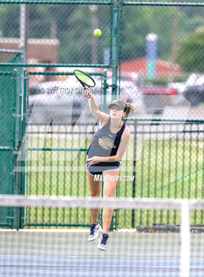 Thumbnail 3 in Weddington vs Cuthbertson photogallery.