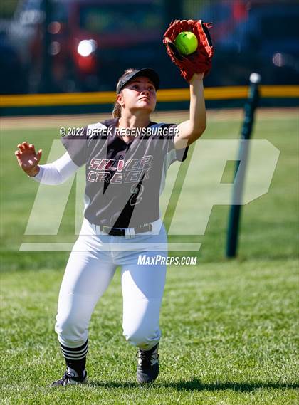 Thumbnail 3 in Silver Creek vs Rock Canyon (Broomfield Invitational) photogallery.