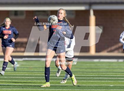 Thumbnail 2 in Tyler Legacy vs. McKinney North (Forney Invitational Tournament) photogallery.